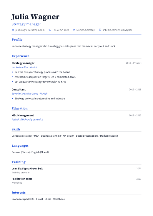 Strategy manager resume template, Classic design