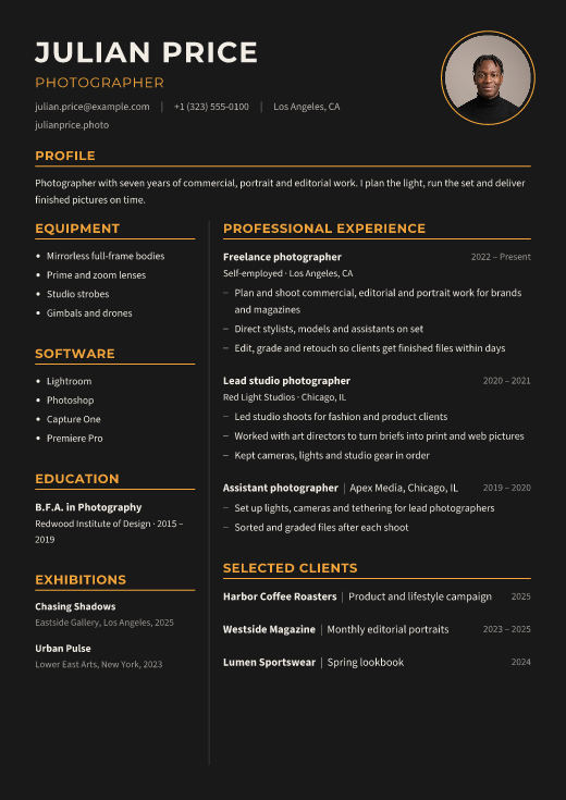 Photographer resume template, Darkroom design