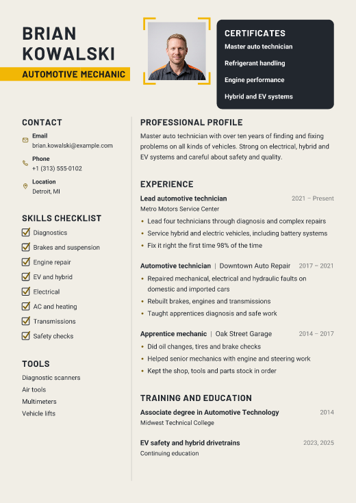 Automotive mechanic resume template, Garage design